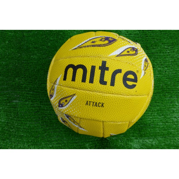 Mitre Attack Netball - Size 4 - HALF PRICE - ONE ONLY REMAINING IN STOCK